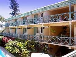Imagen de los exteriores del Hotel Kaiviti Village. Foto 3