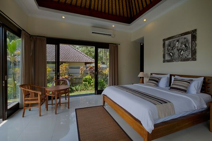 Imagen de la habitación del Hotel Kaja Villa. Foto 19