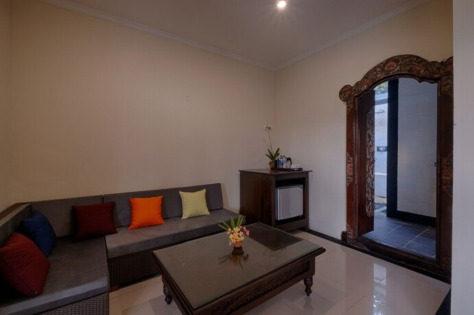 Imagen de la habitación del Hotel Kaja Villa. Foto 28