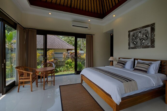 Imagen de la habitación del Hotel Kaja Villa. Foto 32