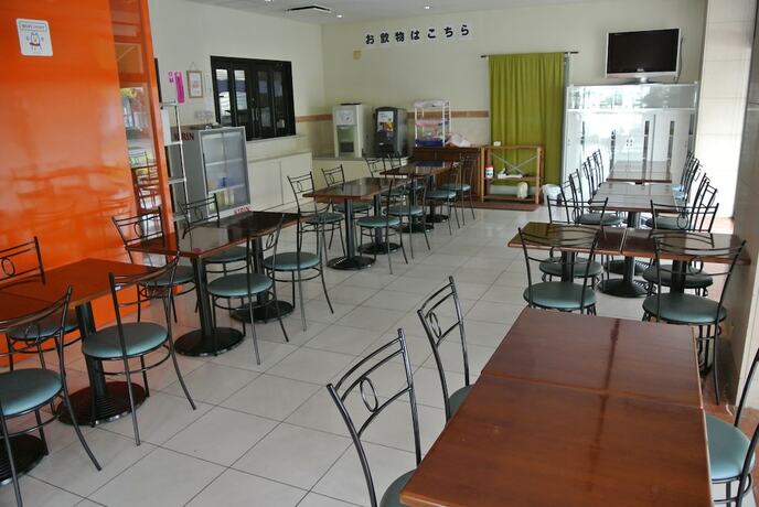 Imagen del bar/restaurante del Hotel Kakegawa Business Ekinan-inn. Foto 16