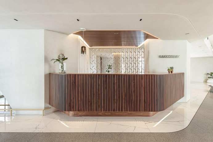 Imagen de los interiores del Hotel Kakkos Bay. Foto 17