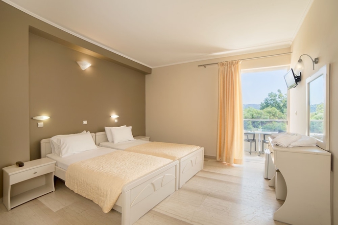 Imagen de la habitación del Hotel Kalamaki Beach. Foto 8