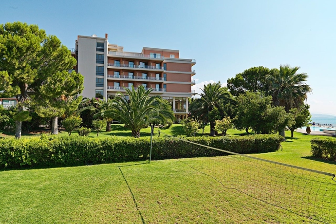 Imagen general del Hotel Kalamaki Beach Resort. Foto 13