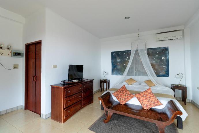 Imagen de la habitación del Hotel Kalamona Resort. Foto 2