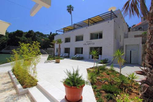 Imagen general del Hotel Kalamota Beach House. Foto 6