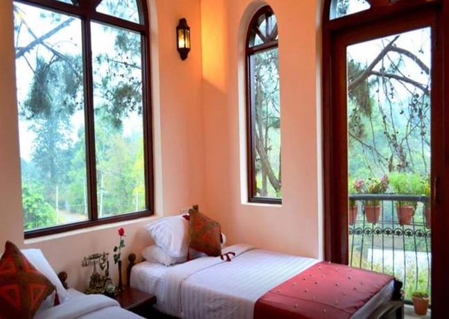 Imagen de la habitación del Hotel Kalaw Princess. Foto 11