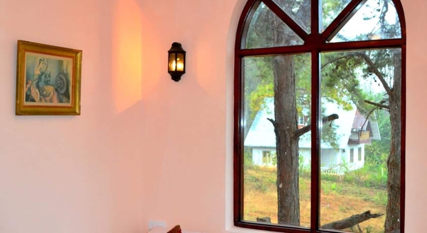 Imagen de la habitación del Hotel Kalaw Princess. Foto 12