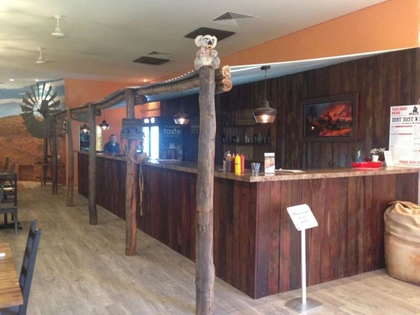 Imagen del bar/restaurante del Hotel Kalbarri Beach Resort. Foto 3