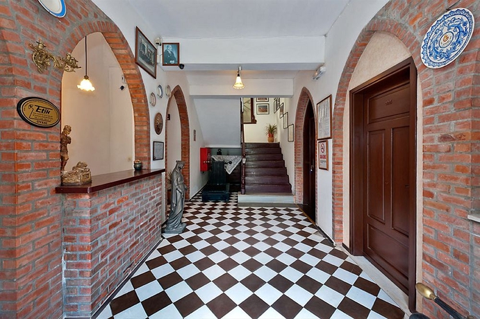 Imagen de los interiores del Hotel Kalehan. Foto 11