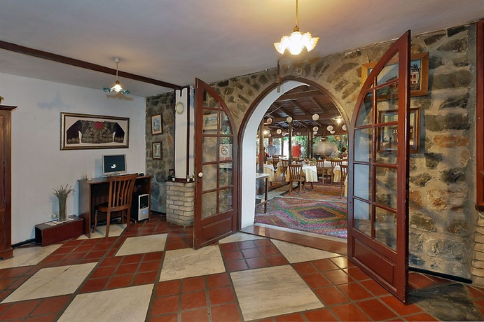 Imagen de los interiores del Hotel Kalehan. Foto 13