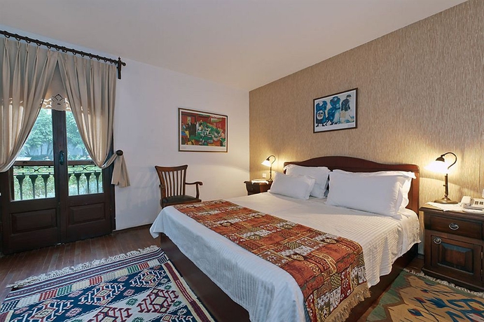 Imagen de la habitación del Hotel Kalehan. Foto 6