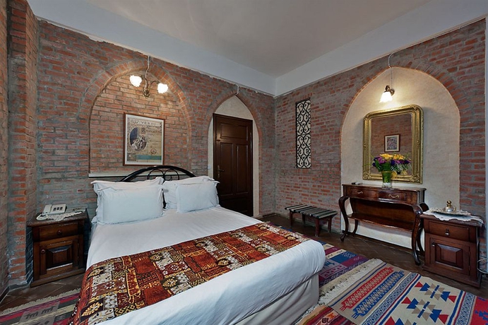 Imagen de la habitación del Hotel Kalehan. Foto 9