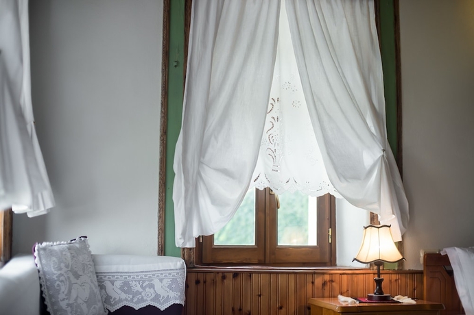 Imagen de la habitación del Hotel Kalemi. Foto 7