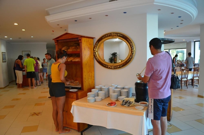 Imagen del bar/restaurante del Hotel Kalif. Foto 3
