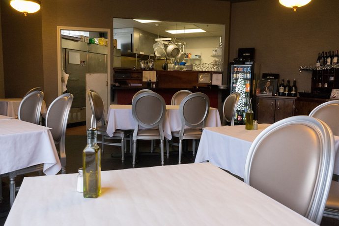 Imagen del bar/restaurante del Hotel Kalika. Foto 2