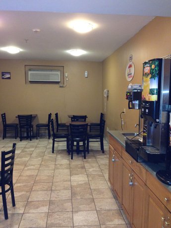 Imagen del bar/restaurante del Hotel Kalika. Foto 3