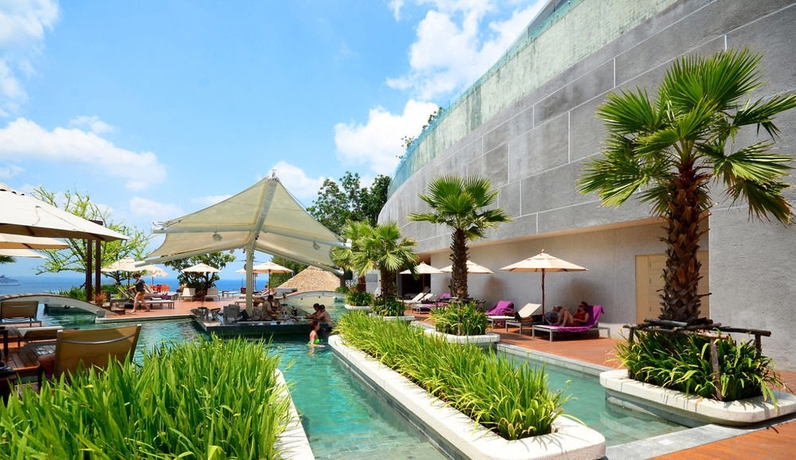 Imagen de la piscina del Hotel Kalima Resort and Spa, Phuket. Foto 14