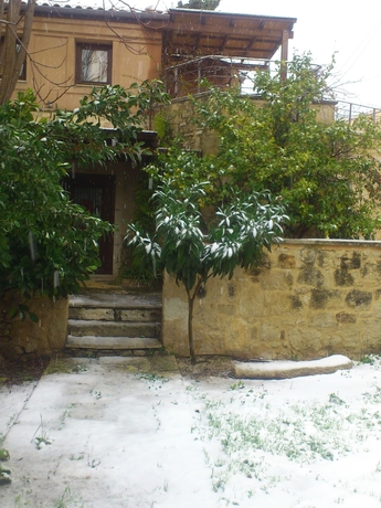 Imagen de los exteriores del Hotel Kalimera Archanes Village. Foto 9