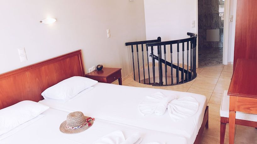Imagen de la habitación del Hotel Kalimera, Stalos. Foto 6