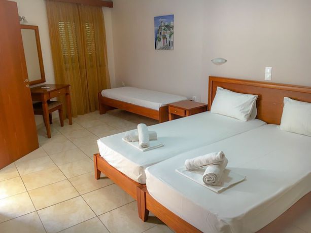Imagen de la habitación del Hotel Kalimera, Stalos. Foto 16