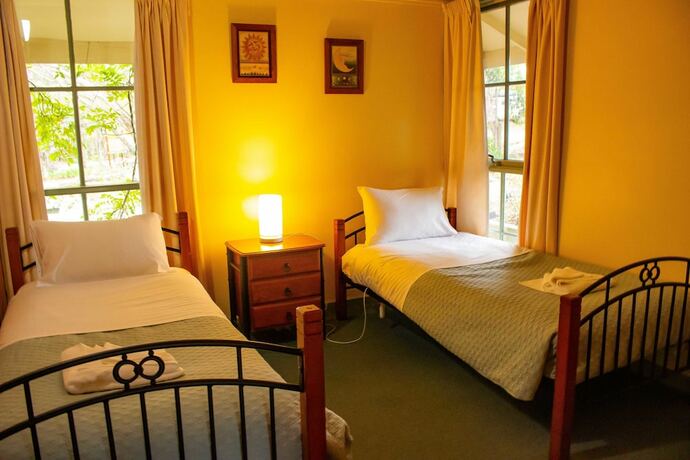 Imagen general del Hotel Kalimna Woods Cottages. Foto 4