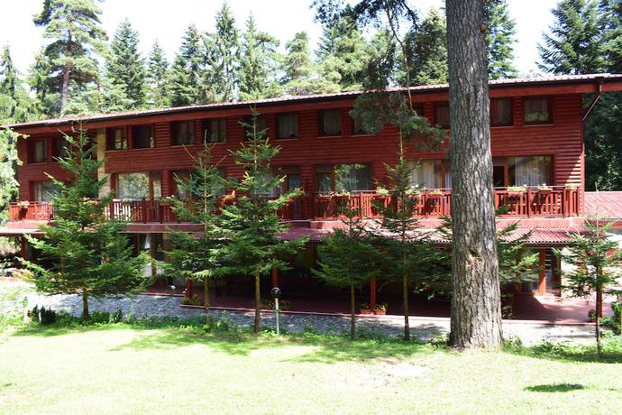 Imagen de los exteriores del Hotel Kalina. Foto 13