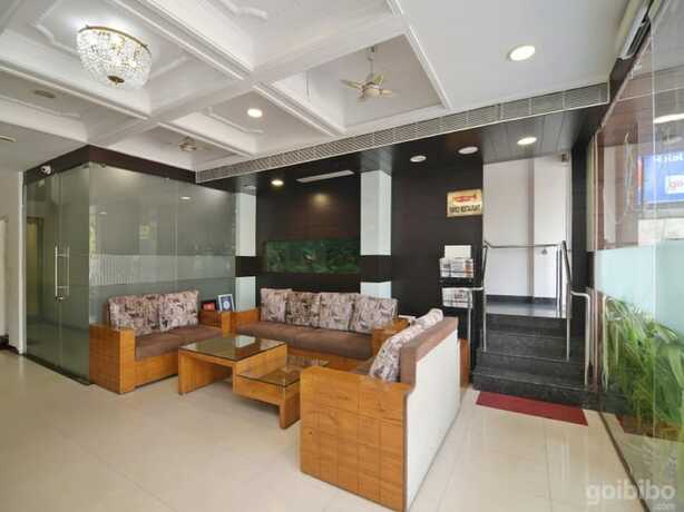 Imagen de los interiores del Hotel Kalinga, Indore. Foto 16