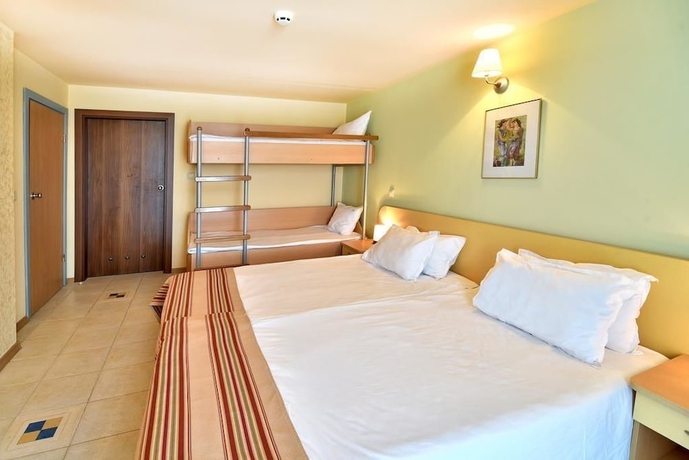 Imagen de la habitación del Hotel Kaliopa. Foto 12