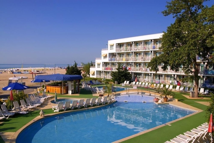 Imagen de la piscina del Hotel Kaliopa. Foto 19