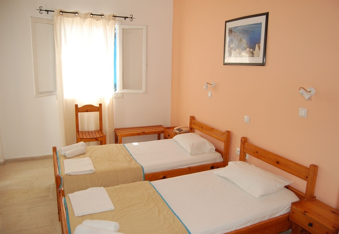 Imagen de la habitación del Hotel Kalisperis. Foto 4