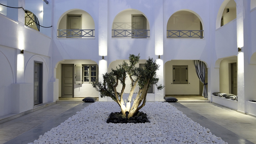 Imagen de los exteriores del Hotel Kalisti and Suites. Foto 13