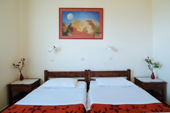 Imagen de la habitación del Hotel Kalithea Apartments. Foto 10