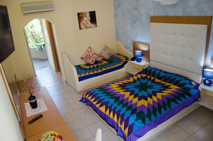 Imagen de la habitación del Hotel Kalithea. Foto 2