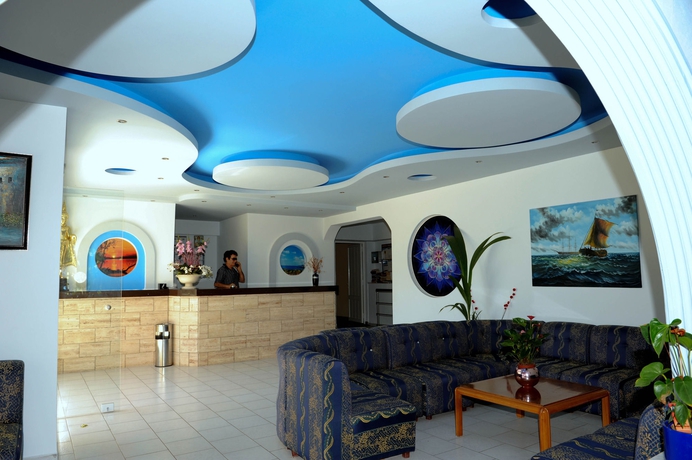 Imagen de los interiores del Hotel Kalithea. Foto 14