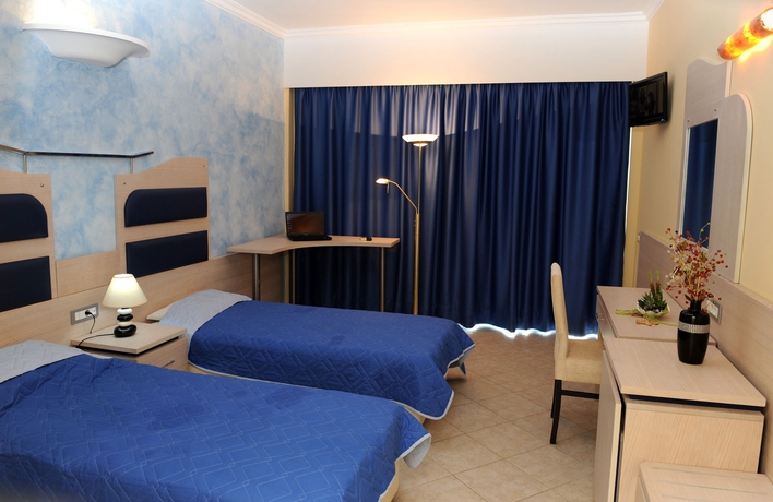 Imagen de la habitación del Hotel Kalithea. Foto 12
