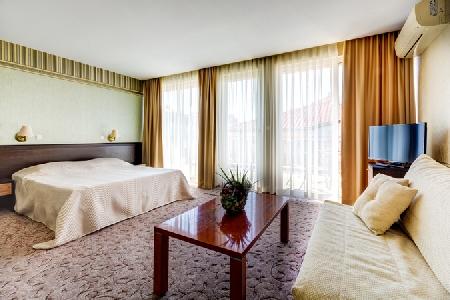 Imagen de la habitación del Hotel Kalithea Sozopol. Foto 9
