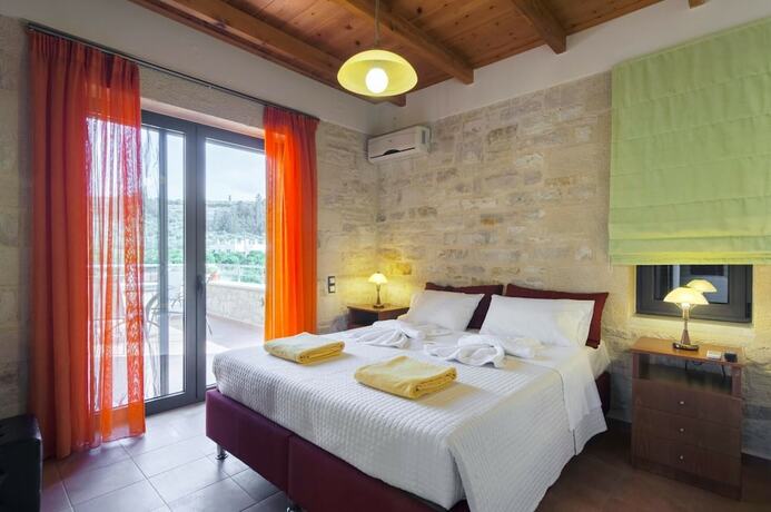 Imagen general del Hotel Kalives Orchard Villas. Foto 2