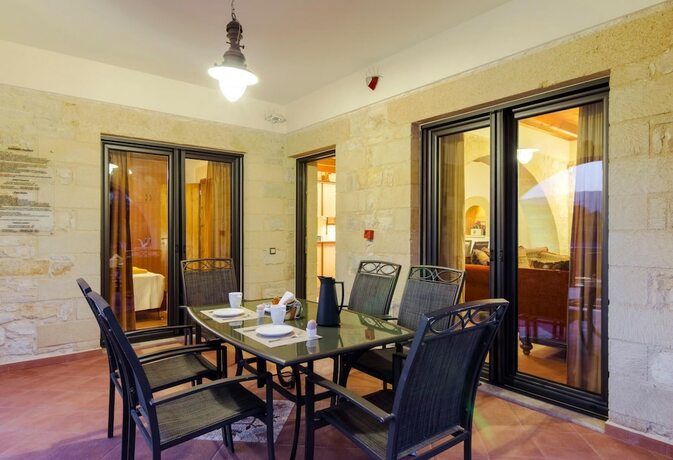 Imagen general del Hotel Kalives Orchard Villas. Foto 9