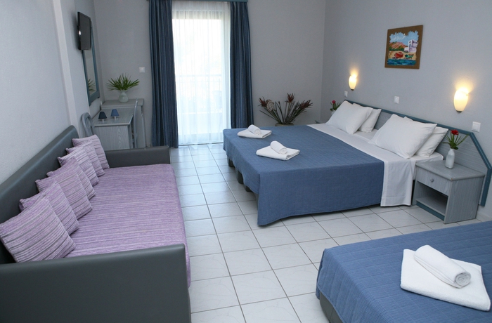 Imagen de la habitación del Hotel Kalives Resort. Foto 4