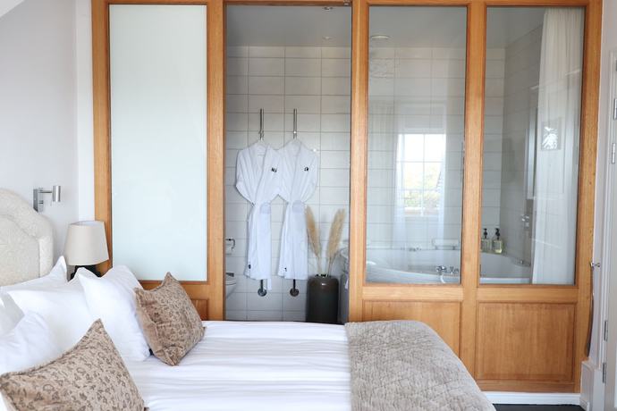 Imagen de la habitación del Hotel Kalk. Foto 18