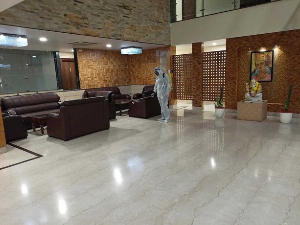 Imagen de los interiores del Hotel Kalka Royal. Foto 19