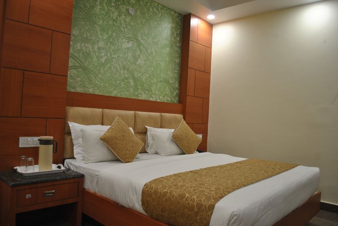 Imagen de la habitación del Hotel Kalka Royal. Foto 13