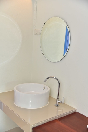 Imagen de la habitación del Hotel Kalla Pangha Resort. Foto 5