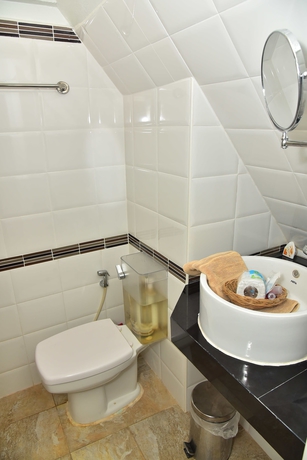 Imagen de la habitación del Hotel Kalla Pangha Resort. Foto 12