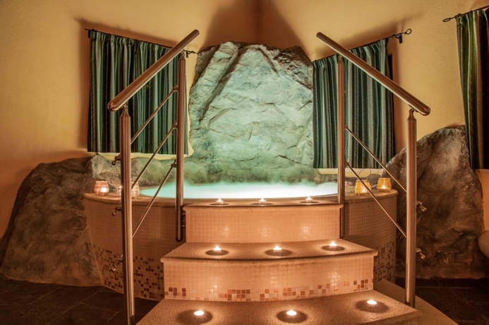 Imagen de la piscina del Hotel Kallikoros Country Resort and Spa. Foto 16