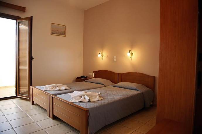 Imagen de la habitación del Hotel Kalliopi. Foto 15