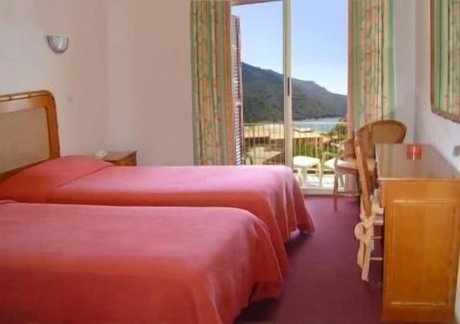 Imagen de la habitación del Hotel Kalliste, Ota. Foto 9