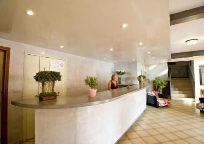 Imagen de los interiores del Hotel Kalliste, Ota. Foto 20