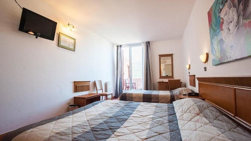 Imagen de la habitación del Hotel Kalliste, Ota. Foto 15